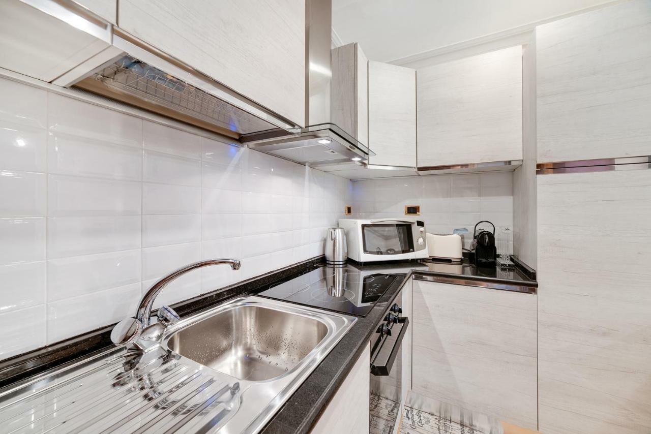 Peroni 8 Pax Brand New Apartment Rome Buitenkant foto